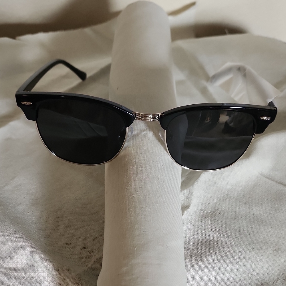 Womens Polarized Sunglasses NWOT